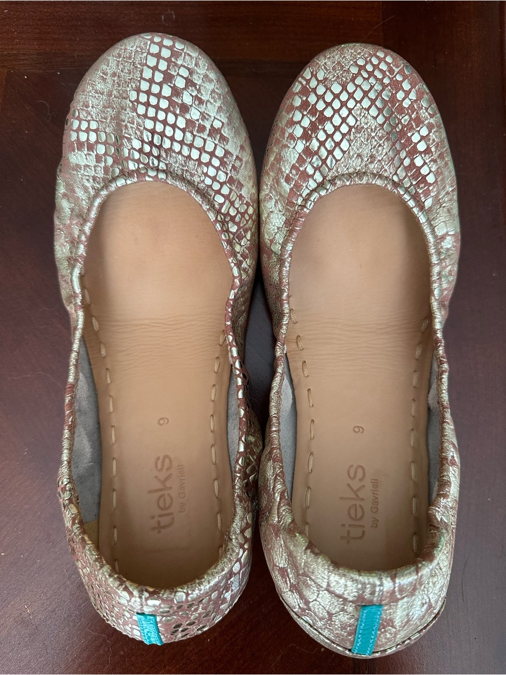 ✨🤎 EUC Wild Copper Tieks, Size 9 🤎✨